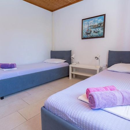 Lussino Accommodation Mali Losinj Exterior photo
