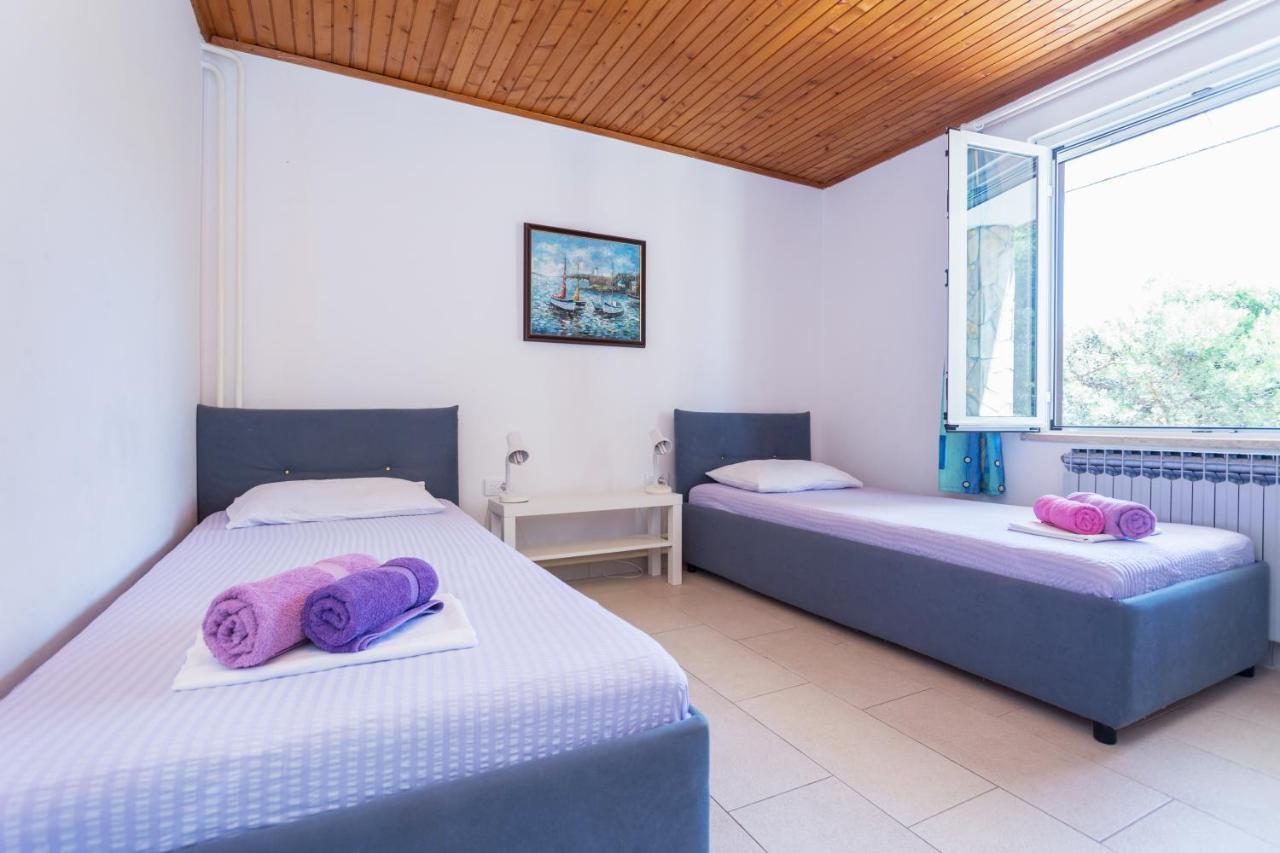 Lussino Accommodation Mali Losinj Exterior photo