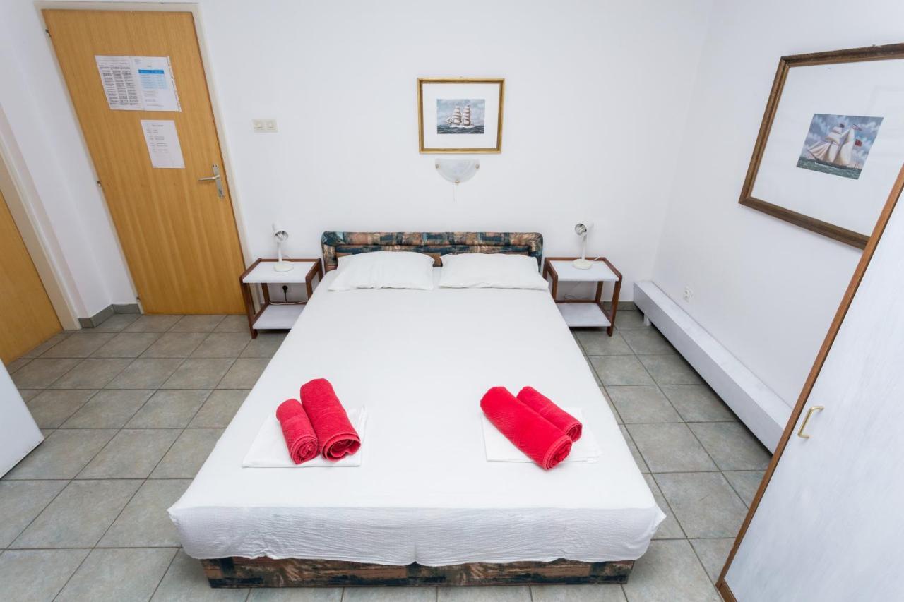 Lussino Accommodation Mali Losinj Exterior photo